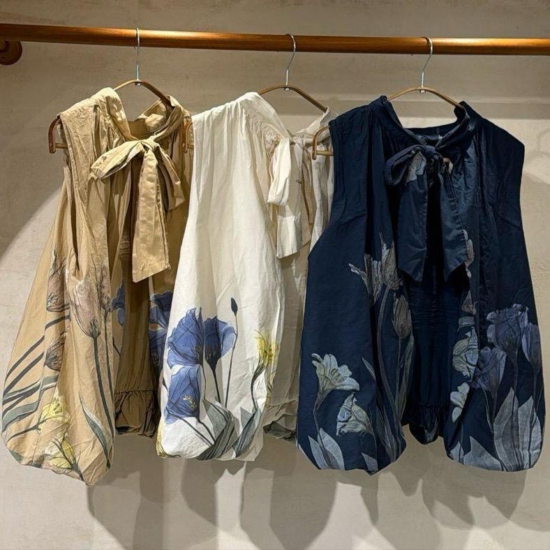 Sara’ blouse