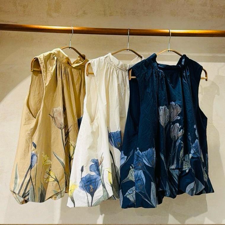 Sara’ blouse